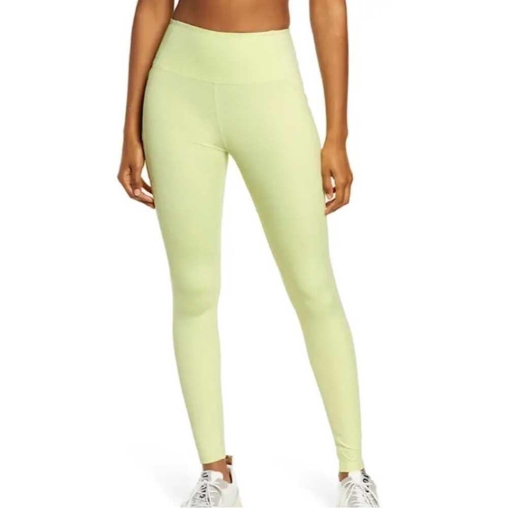 Girlfriend Collective High Rise Side Pockets Leggings Butterfly Color Size XS